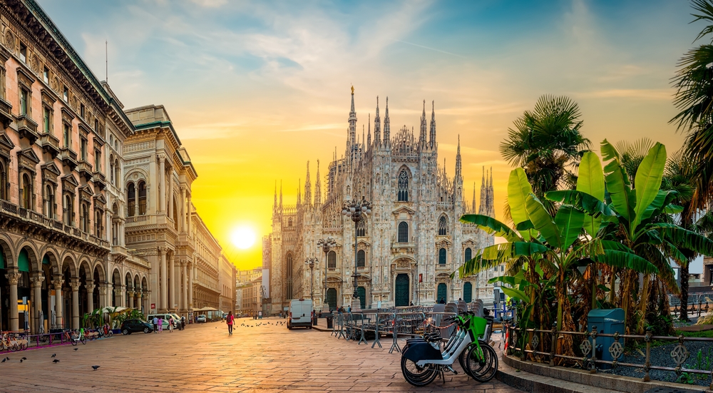 Plan Your Extreme Day Trip: London to Milan Adventure