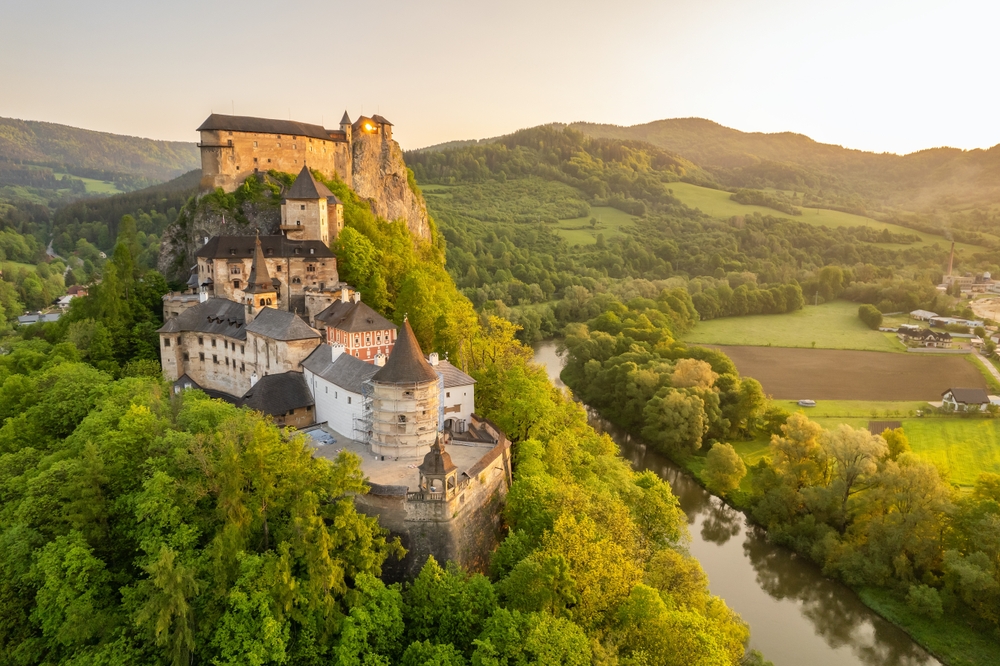 Explore Slovakia: From Fairy-Tale Towns to Thrilling Outdoor Adventures!
